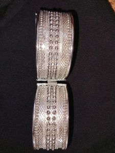 Beautiful Adjustable Stone Silver Bangle