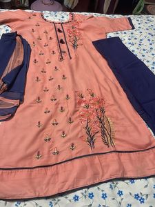 Pink Beautiful Thread Work Kurti With Pant Dupatta