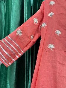 Elegant Embroidered Kurti