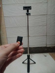 Videos & Selfie Stick With Remote