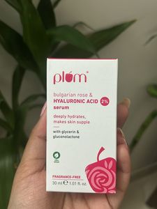 plum bulgarian rose 2% hyaluronic acid serum