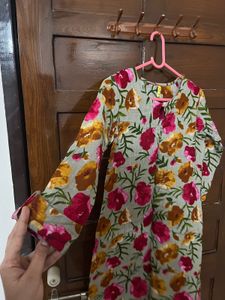 Beautiful straight A- line kurta