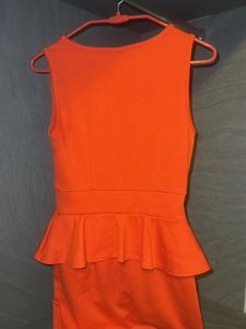 Chic Orange Peplum Dress💅🏻
