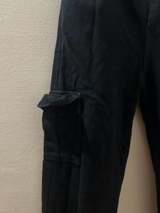 Black Jeans and T shirt