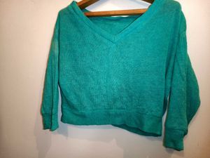 Size M/ L Teal V-Neck Sweater