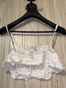 H&amp;M White Crop Top Sleeveless Size S