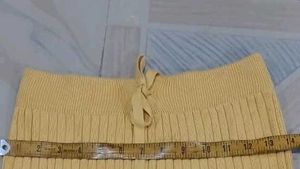 Yellow Knit Skirt W 26-30(Slit Both Side)