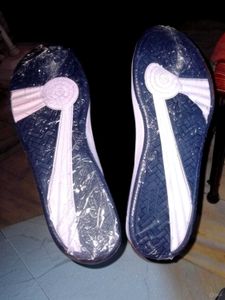 Stylish Black &amp; White Sneakers