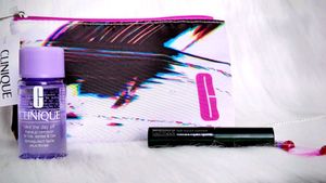 Clinique Kit with Pouch