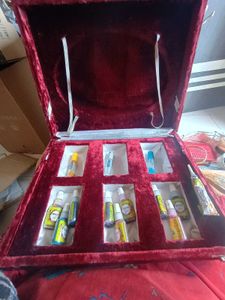 Huge Box Wit Colors
