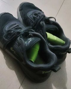 Black Sneakers