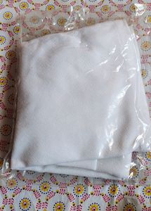 Women&#39;s High Neck Top With Thumb Hole