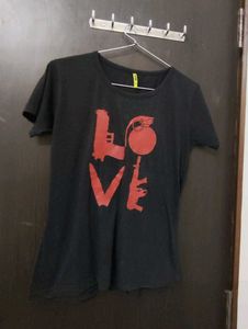 Graphic Print T-shirt