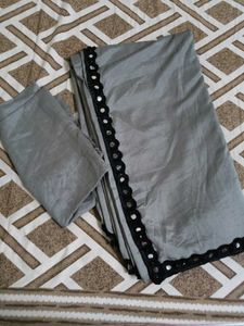 Grey saree with blouse piece