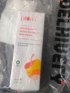 Plum 10% Vitamin C Glow Serum 30 ml for skin brigh