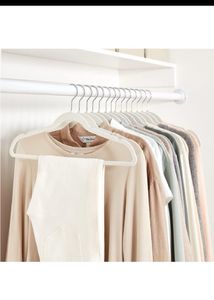 15-PackAmazon Basics Velvet Suit15Hangers,
