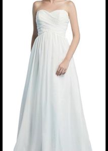 Cream🖤🖤 White Gown 🩶🤍🩵