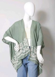 Women Green Floral Embroidery Viscose Kimono Shrug