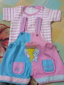 SALE Pack Of 4 Kids Wear