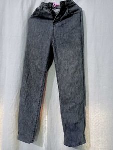 Straight Jeans