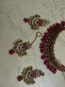 Necklace Set