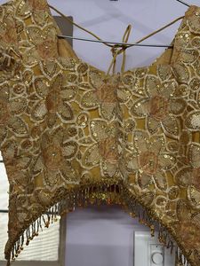 Elegant Gold Sequin lahanga