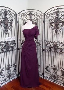 Elegant One-Shoulder Gown