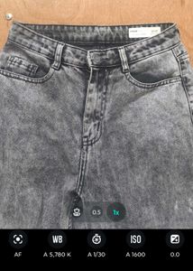 Max Straight Jeans