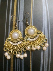 Ear rings