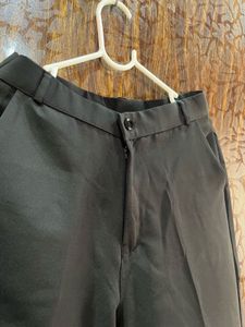 30 waist Korean black pant for women