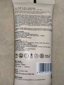 Dr. Sheth&#39;s Oats &amp; Ceramide Sunscreen &amp;M Caffeine