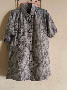 Patterned Men's Shirt