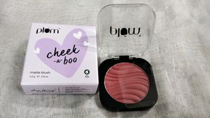Plum Cheeka-boo Blush