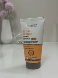 Dr.sheths Kesar&amp; Kojic Acid Oil Free Sunscreen