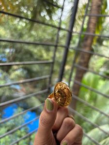 Multicolour adjustable ring