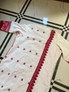 Elegant White &amp; Red Kurta