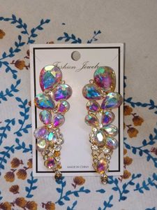 Beutiful Shiny Earings For Wedding, Party Wear