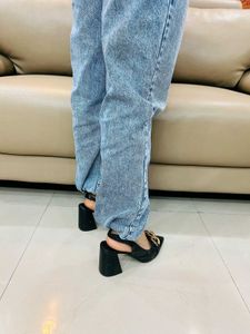 Carlton London Black Bock Heels