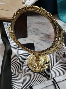 Make Up Zoom In Mirror With Stand