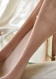 Pink Velvet Heels🎀🧸