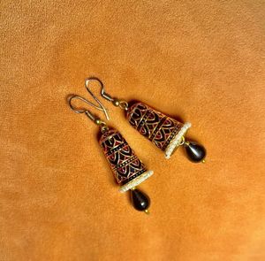 Vintage-Inspired Geometric Dangle Earrings