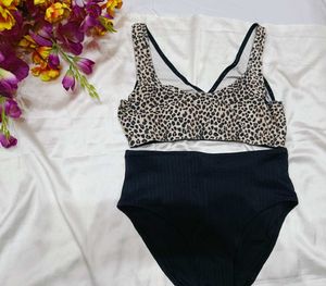🇭🇲💫🔥Leopard Print Bikini Set