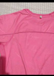nike Pink T-Shirt