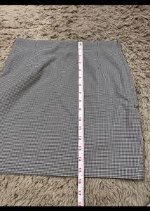 HM Checkered Mini Skirt