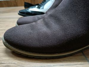 Wood Brown Chelsi Shoes Velvet