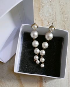 Korean Pearl Earrings.