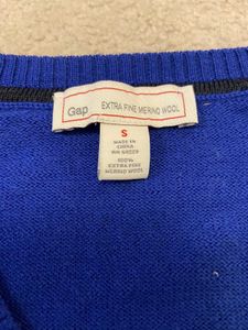 Gap Cropped Sweater