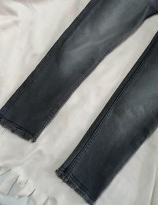 💥Price Drop💥 (🎉 Freebies☑️) Skinny Fit Jeans