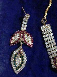 Elegant Necklace Set