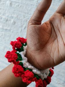 Rose bloom crochet Scrunchie 🌹